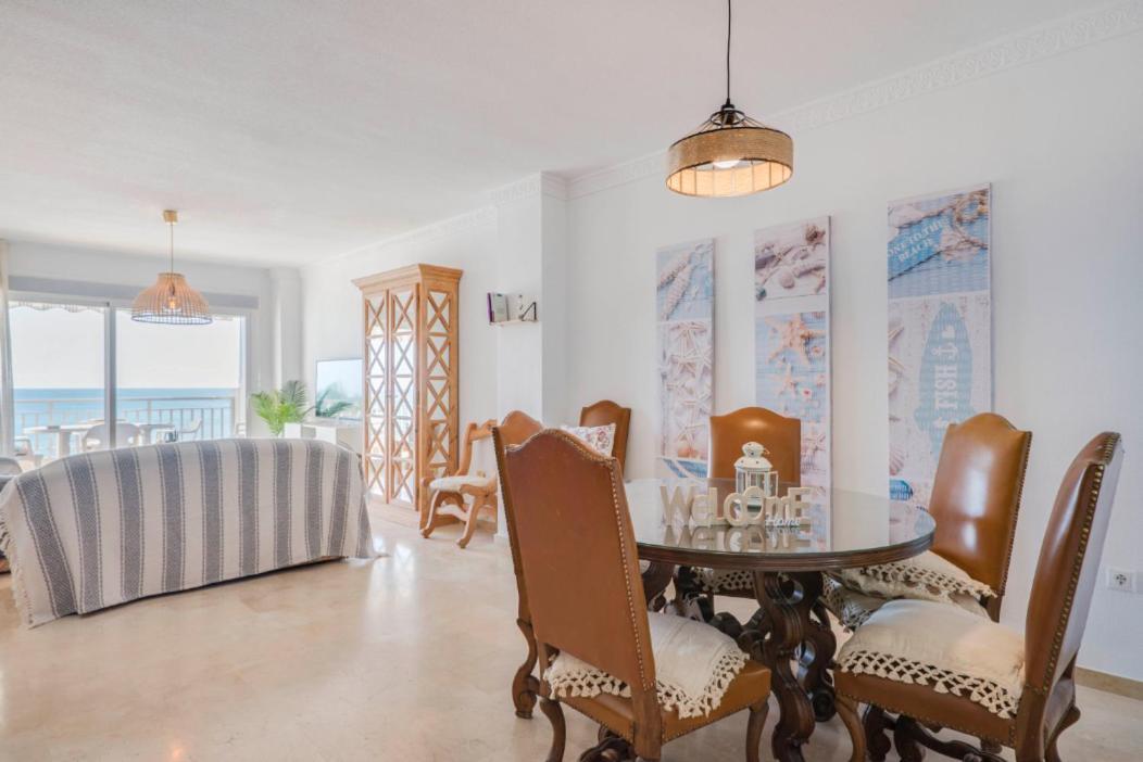 Family Aguamarina Front The Sea Free Parking Daire Fuengirola Dış mekan fotoğraf